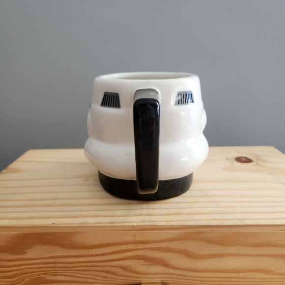 Star Wars Stormtrooper Mug - Picture 3 of 10